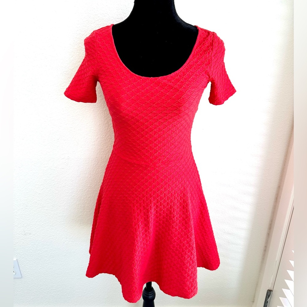 H&M FLARE DRESS - Picture 2 of 12